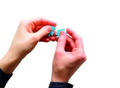 Clementoni 35139 Attack On Titan II In Einer Geschenkbox 500 Teile Puzzle -Berühmter Spielzeug Geschäft 35139.pt06