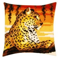 Vervaco PN-0162253 Kreuzstichkissen Leopard